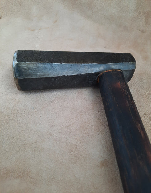 Dog's Head Hammer - 4 lb